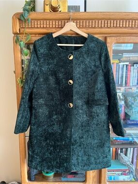 Vintage Women's Emerald Green Velvet Peacoat with Gold Buttons